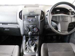 Isuzu KB 250D-Teq double cab Hi-Rider - Image 13