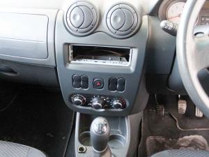 Nissan NP200 1.6i safety pack (aircon) - Image 11