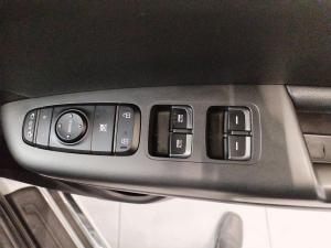 Kia Sportage 2.0 EX Plus - Image 12