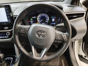 Toyota Corolla Cross 1.8 Hybrid XS - Image 10