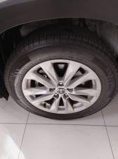 Toyota Corolla Cross 1.8 Hybrid XS - Image 8