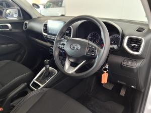 Hyundai Venue 1.0T Fluid auto - Image 10