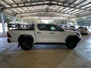 Toyota Hilux 2.8GD-6 double cab 4x4 Legend auto - Image 3