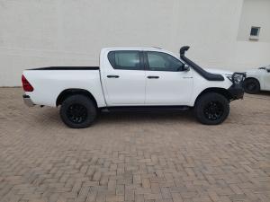 Toyota Hilux 2.8GD-6 double cab 4x4 Legend 50 auto - Image 5