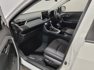 Toyota RAV4 2.5 Hybrid VX E-Four - Image 9