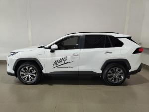 Toyota RAV4 2.5 Hybrid VX E-Four - Image 21