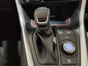 Toyota RAV4 2.5 Hybrid VX E-Four - Image 23