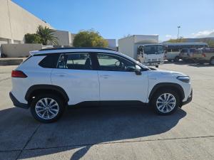 Toyota Corolla Cross 1.8 Hybrid XS - Image 4