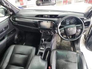 Toyota Hilux 2.8GD-6 Xtra cab 4x4 Legend 50 auto - Image 6