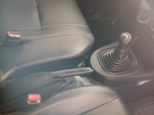 Toyota Hilux 2.0 VvtiP/U Single Cab - Image 11