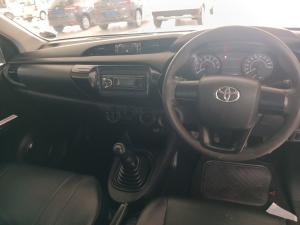 Toyota Hilux 2.0 VvtiP/U Single Cab - Image 6