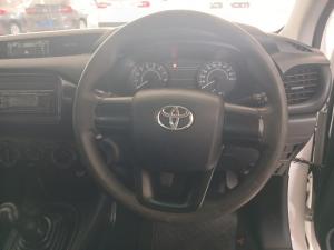 Toyota Hilux 2.0 VvtiP/U Single Cab - Image 8