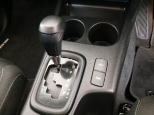 Toyota Hilux 2.4 GD-6 Raider 4X4 automaticD/C - Image 13
