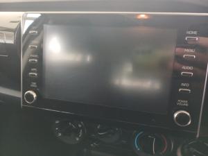 Toyota Hilux 2.4 GD-6 Raider 4X4 automaticD/C - Image 14