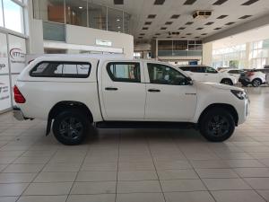 Toyota Hilux 2.4 GD-6 Raider 4X4 automaticD/C - Image 3