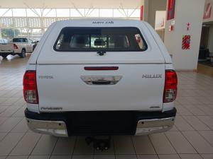 Toyota Hilux 2.4 GD-6 Raider 4X4 automaticD/C - Image 5