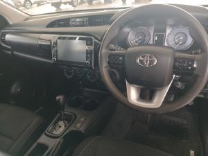 Toyota Hilux 2.4 GD-6 Raider 4X4 automaticD/C - Image 6