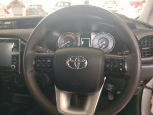 Toyota Hilux 2.4 GD-6 Raider 4X4 automaticD/C - Image 8