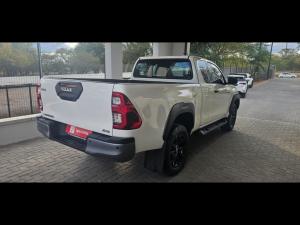Toyota Hilux 2.8 GD-6 RB Legend 4X4 automaticE/CAB - Image 2