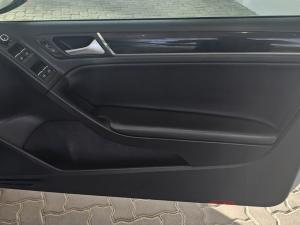 Volkswagen Golf VI 1.4 TSi DSG Cabrio H/LINE - Image 16
