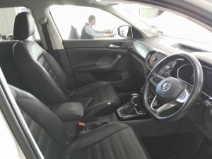 Volkswagen T-CROSS 1.0 TSI Highline DSG - Image 17