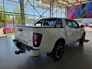 Nissan Navara 2.5D LE 4X4 automatic D/C - Image 13