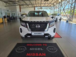 Nissan Navara 2.5D LE 4X4 automatic D/C - Image 2