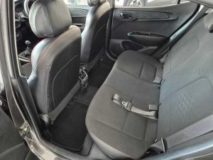 Hyundai Grand i10 1.0 MOTION/PREMIUM - Image 16