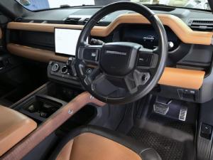 Land Rover Defender 90 P400 X - Image 11