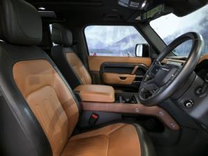 Land Rover Defender 90 P400 X - Image 5