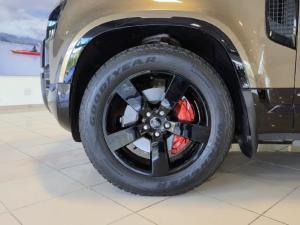 Land Rover Defender 90 P400 X - Image 8