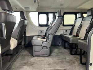 Toyota Quantum 2.8 LWB bus 11-seater GL - Image 13