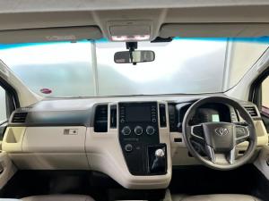 Toyota Quantum 2.8 LWB bus 11-seater GL - Image 15
