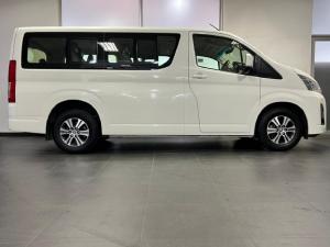 Toyota Quantum 2.8 LWB bus 11-seater GL - Image 6