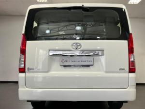 Toyota Quantum 2.8 LWB bus 11-seater GL - Image 8