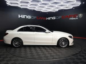 Mercedes-Benz C-Class C63 - Image 3