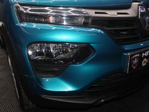 Renault Kwid 1.0 Life - Image 6