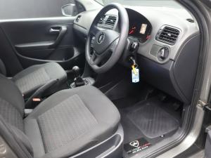 Volkswagen Polo Vivo hatch 1.4 Trendline - Image 9