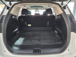 Mahindra XUV700 2.0T AX5 - Image 15