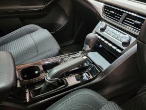 Mahindra XUV700 2.0T AX5 - Image 19