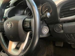 Toyota Hilux 2.8GD-6 double cab Legend auto - Image 9