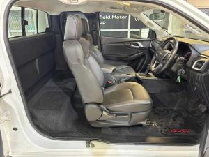 Isuzu D-Max 1.9TD Extended cab LS auto - Image 10