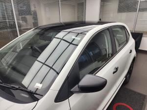 Volkswagen Polo Vivo hatch 1.4 Life - Image 23