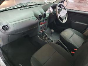 Nissan NP200 1.6i safety pack (aircon) - Image 13