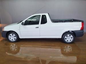 Nissan NP200 1.6i safety pack (aircon) - Image 8