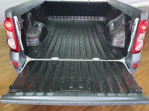 Nissan NP200 1.6i safety pack (aircon) - Image 9