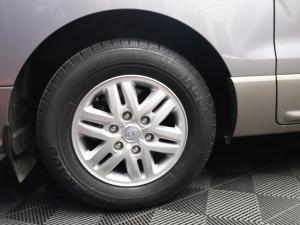 Hyundai H-1 2.5VGTi bus Elite 12-seater - Image 7