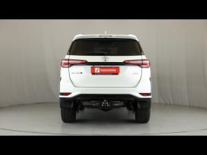Toyota Fortuner 2.4GD-6 4x4 - Image 6