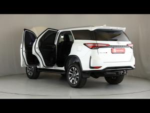 Toyota Fortuner 2.4GD-6 4x4 - Image 12
