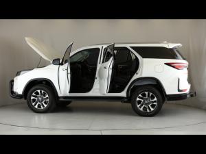Toyota Fortuner 2.4GD-6 4x4 - Image 13